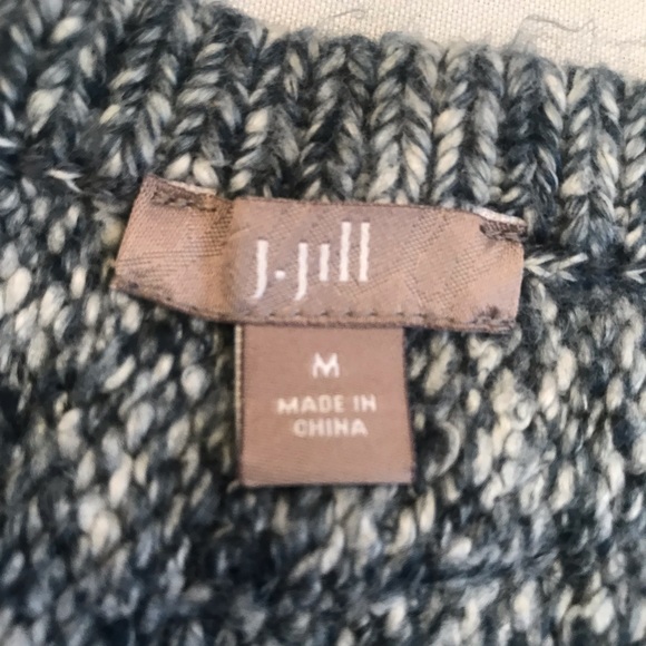J. Jill grey and white asymetrical front zip knit sweater jacket size Me… - Picture 8 of 10